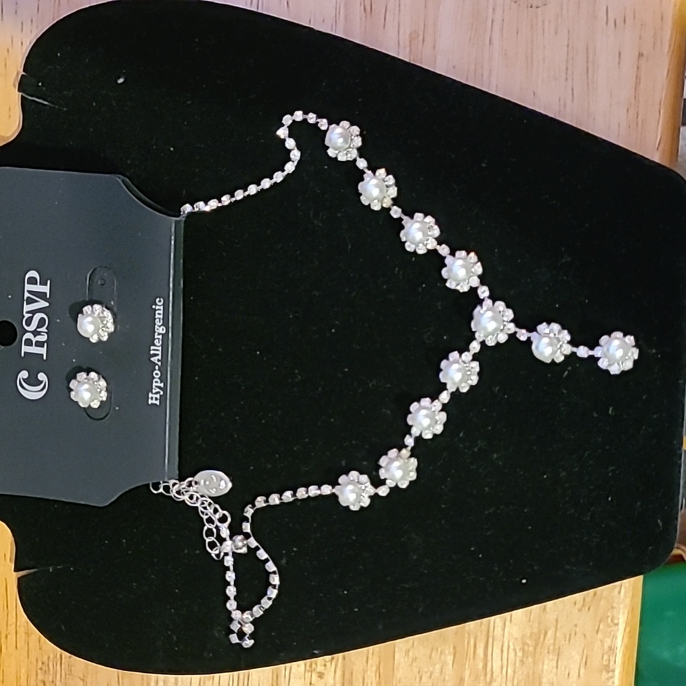 Charming Charlie Rhinestone and Pearl Necklace set.